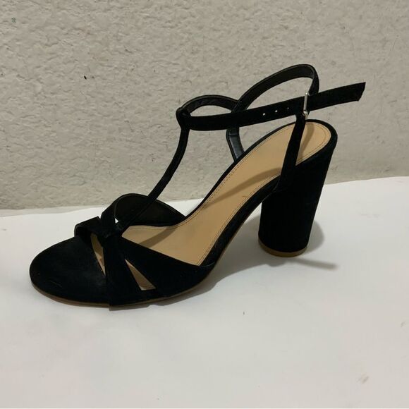 Gianni Bini Suede Black Heels T Strap Sandals $79 Size 8 M - Picture 1 of 11